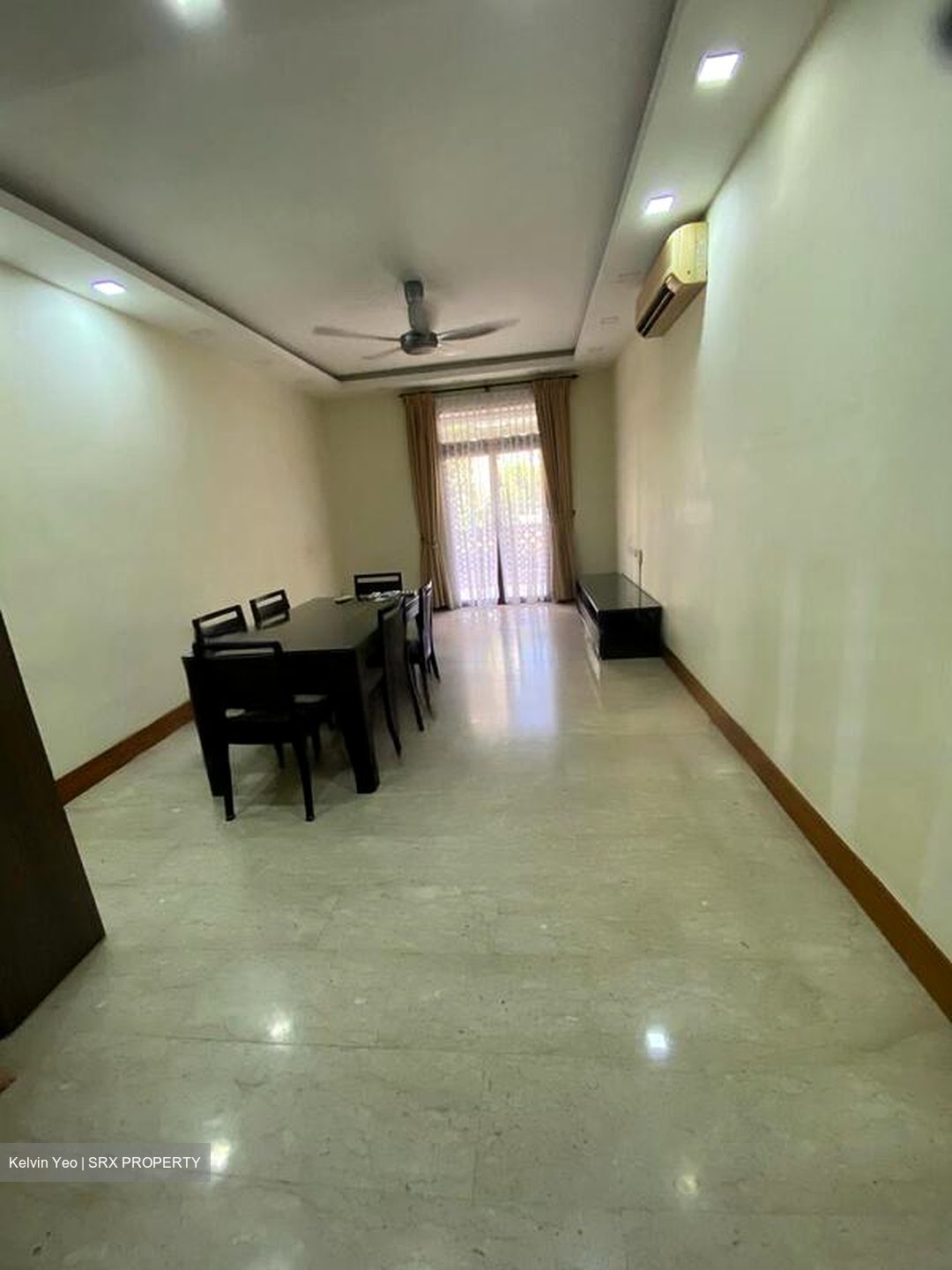 Seletaris (D27), Condominium #559144061